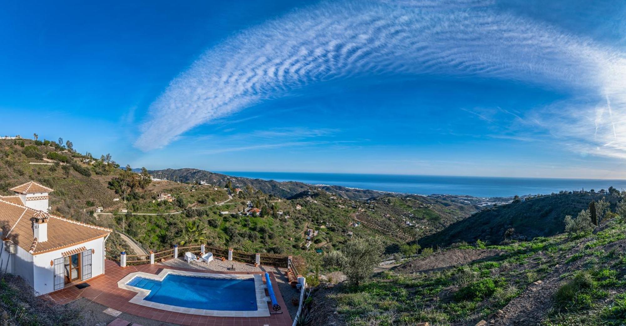 Villa Los Naranjos Sayalonga Esterno foto